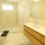 빌라 Bella, Modern 4 Bed