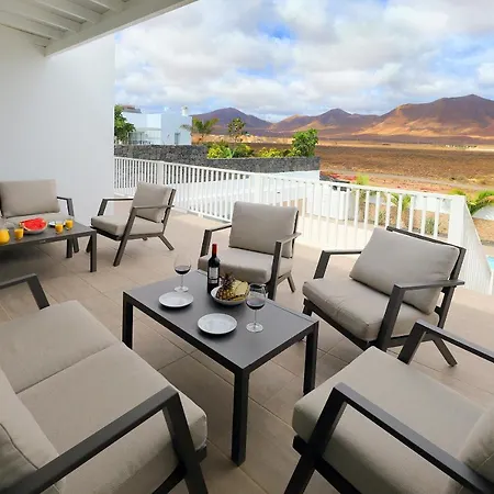 Villa Bella, Modern 4 Bed