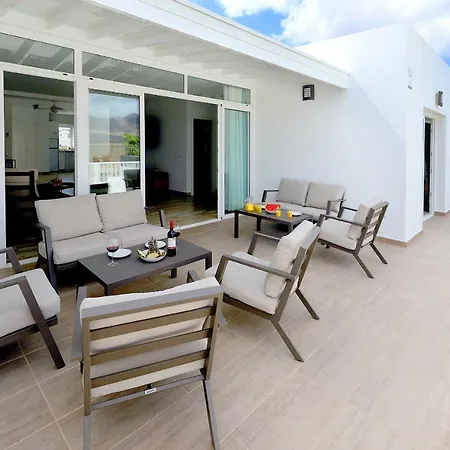 Villa Bella, Modern 2 Bed Playa Blanca (Lanzarote)