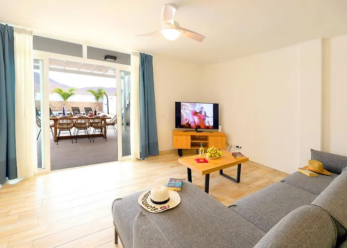 Bella, Modern 4 Bed فيلة بلايا بلانكا