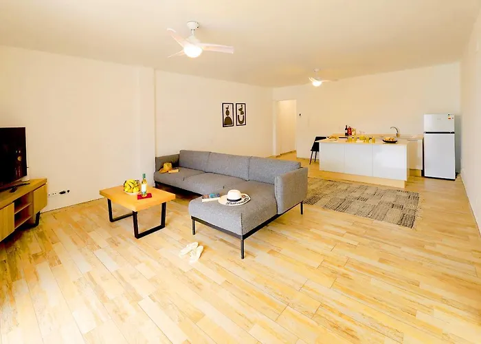 فيلة Bella, Modern 4 Bed